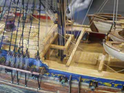 Drewniany model żaglowca HMS Juno - zdjęcie nr 15.