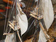 Drewniany model żaglowca HMS Juno - zdjęcie nr 19.
