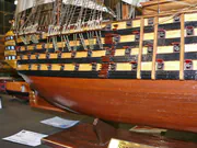 Drewniany model żaglowca Santisima Trinidad - zdjęcie nr 7.