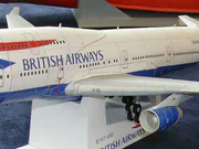 Kartonowy model pasażerskiego samolotu Boeing 747 400, fotografia nr 5.