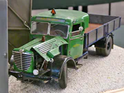 Plastikowy model ciężarówki Bussing 8000 - fotografia nr 3.