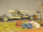 Diorama z plastikowymi modelami opancerzonej wersji pojazdu SdKfz 8 oraz armaty przeciwpancernej PaK 44 - foto nr 13