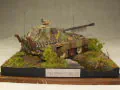 Diorama z plastikowym modelem działa samobieżnego Jagdpanther II - fotografia nr 1
