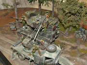 Diorama modelarska przedstawiająca demontaż wieży czołgowej w bazie remontowej na Litwie w 1944 roku - foto nr 12