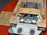 Plastikowy model samobieżnego działa SU-85 z okresu drugiej wojny światowej - fotografia nr 6.