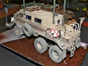 Plastikowy model pojazdu do rozminowywania Buffalo 6x6 MPCV - fotografia nr 3.