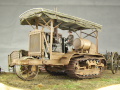 Plastikowe modele wojskowego omnibusu i traktora Holt 75 na dioramie - foto nr 7