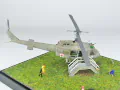 Plastikowy model helikoptera Bell UH-1V sklejony w skali 1:72 na podstawie zdjęć zrobionych w National Vietnam War Museum w Orlando na Florydzie w USA - foto nr 8