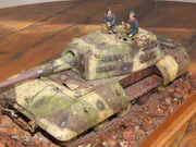 Plastikowy model prototypu niemieckiego superciężkiego czołgu E-100 wykonany w skali 1:35 - fotografia nr 6