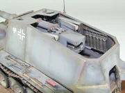 Plastikowy model niemieckiego samobieżnego działa przeciwpancernego Pz.Sf.V Sturer Emil wykonany w skali 1:35 - foto nr 10